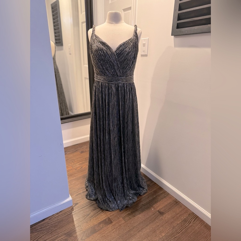 Long shimmering dress